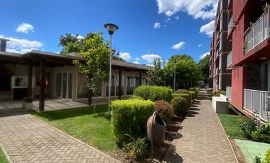 DEPARTAMENTO EN ARRIENDO 2 DORMITORIOS 2 BAÑOS. EN CONDOMINIO PRIVADO