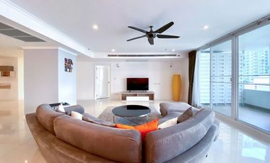 For Sale Large Condo 3 bedrooms , Nana area