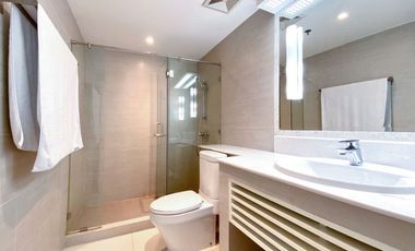 For Sale Large Condo 3 bedrooms , Nana area