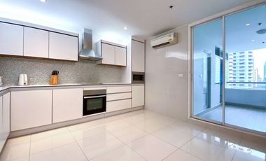 For Sale Large Condo 3 bedrooms , Nana area