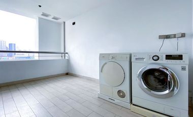 For Sale Large Condo 3 bedrooms , Nana area
