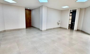 ¡CONSULTORIO EN VENTA JUNTO A LA CLÍNICA SANTA INÉS!