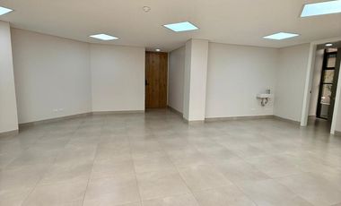 ¡CONSULTORIO EN VENTA JUNTO A LA CLÍNICA SANTA INÉS!