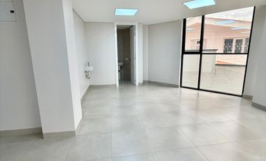 ¡CONSULTORIO EN VENTA JUNTO A LA CLÍNICA SANTA INÉS!