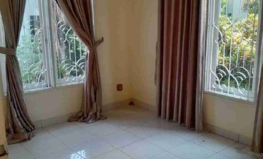 dijual rumah 2 lantai hook dicitra garden 3