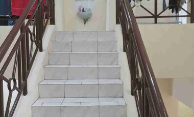 dijual sangat murah rumah taman surya 5