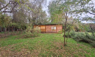 CASA FRENTE AL ARROYO SOBRE DOS LOTES
