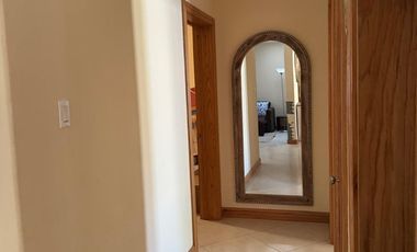 RESIDENCIA AMUEBLADA EN RENTA DE UN PISO EN FRACCIONAMIENTO ANDALUZ