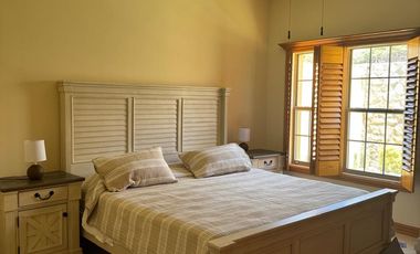 RESIDENCIA AMUEBLADA EN RENTA DE UN PISO EN FRACCIONAMIENTO ANDALUZ