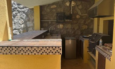 RESIDENCIA AMUEBLADA EN RENTA DE UN PISO EN FRACCIONAMIENTO ANDALUZ