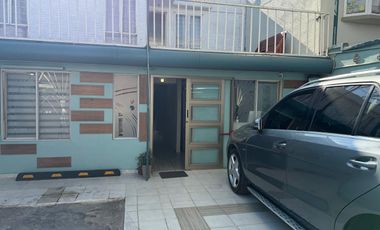 Casita Duplex hermosa 3 Recamaras, tres baños completos, estacionamiento cubierto