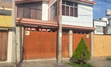 Se alquila Casa de 4 pisos - San Isidro - Ica