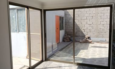 Casa dos pisos Alto Hospicio Población Gabriela Mistral