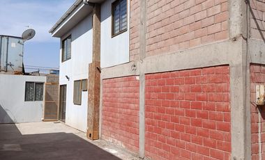 Casa dos pisos Alto Hospicio Población Gabriela Mistral
