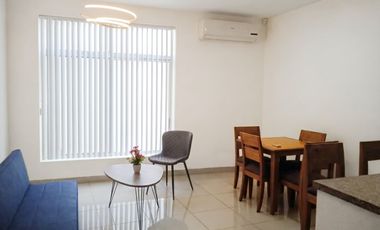 Departamento Amoblado de 2 Dormitorios en Arriendo en Urdesa Central, Guayaquil