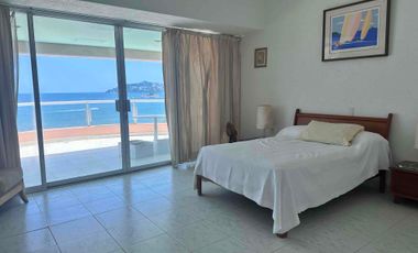 DEPARTAMENTO SOBRE PLAYA EN VENTA