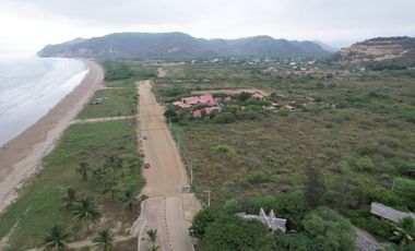 EN VENTA LOTE FRENTE AL MAR PUERTO LOPEZ MANABI ECUADOR
