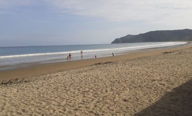 EN VENTA LOTE FRENTE AL MAR PUERTO LOPEZ MANABI ECUADOR