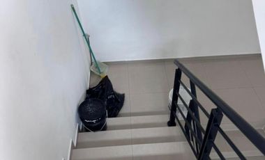 HERMOSA RESIDENCIA EN PRIVADA FUNDADORES