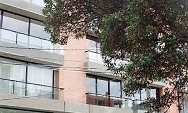 Apartaestudio con dos baños y dos parqueadero en Chico Navarra