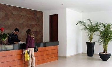 Apartaestudio con dos baños y dos parqueadero en Chico Navarra