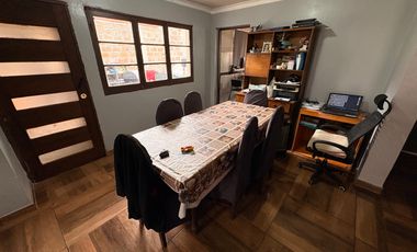 Casa de 1 piso en Amplio Terreno de 265 m², Cerrillos