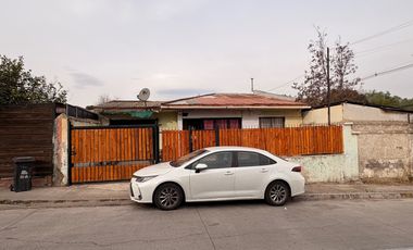 Casa de 1 piso en Amplio Terreno de 265 m², Cerrillos