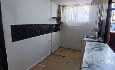 Departamento en arriendo La Cisterna, Incluye estacionamiento