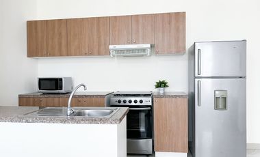 Departamento Amoblado de 1 Dormitorio en Arriendo en Urdesa Central, Guayaquil