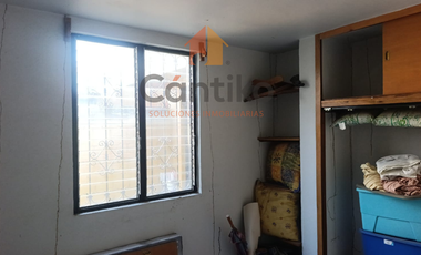 Casa 3 recámaras, 1 baño y 1/2 baño en Santa Cristina, Villa de Álvarez,Col.