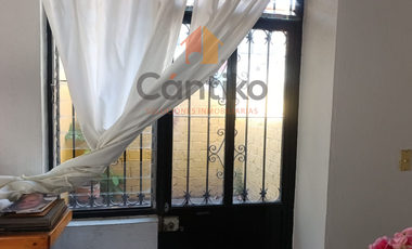 Casa 3 recámaras, 1 baño y 1/2 baño en Santa Cristina, Villa de Álvarez,Col.