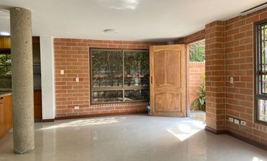 Casa en venta en Aves Maria, Sabaneta