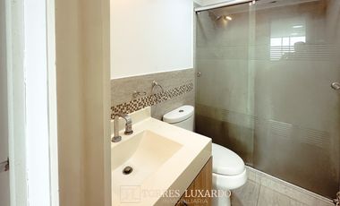 VENTA DEPARTAMENTO FLAT PISO 10 EN SANTA CATALINA FRENTE MALL SANTA CATALINA