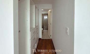 VENTA DEPARTAMENTO FLAT PISO 10 EN SANTA CATALINA FRENTE MALL SANTA CATALINA