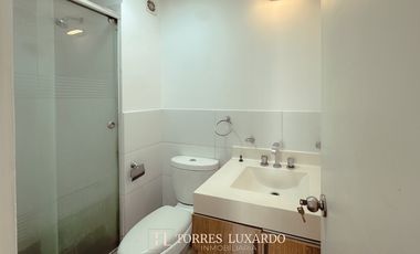 VENTA DEPARTAMENTO FLAT PISO 10 EN SANTA CATALINA FRENTE MALL SANTA CATALINA