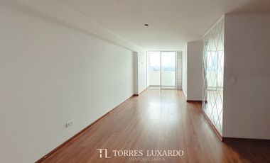 VENTA DEPARTAMENTO FLAT PISO 10 EN SANTA CATALINA FRENTE MALL SANTA CATALINA