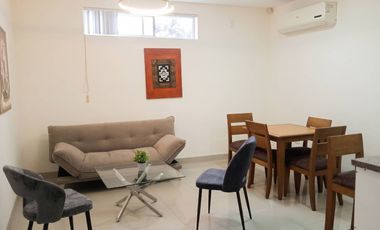Departamento Ejecutivo Amoblado de 2 Dormitorios en Urdesa Central, Guayaquil