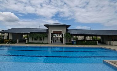 SE VENDE CASA DE 4 HABITACIONES DE 2 PISOS