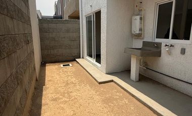 Casa Nueva en Renta en Real Bilbao | 3 Recámaras | Privada con Amenidade