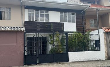 DE OPORTUNIDAD, CASA EN VENTA