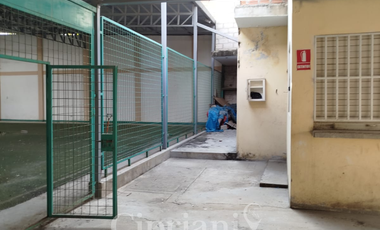 VENTA DE AMPLIO LOCAL COMERCIAL EN ESQUINA – ZARUMILLA, TUMBES