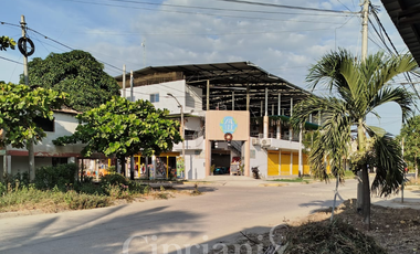 VENTA DE AMPLIO LOCAL COMERCIAL EN ESQUINA – ZARUMILLA, TUMBES