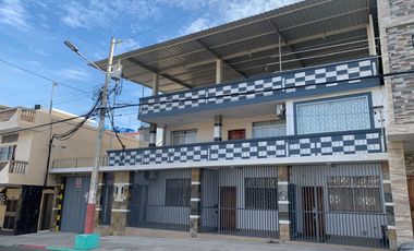 casa rentera de venta en manta zona sur