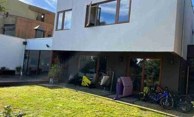 SE VENDE AMPLIA CASA EN ANDALUE