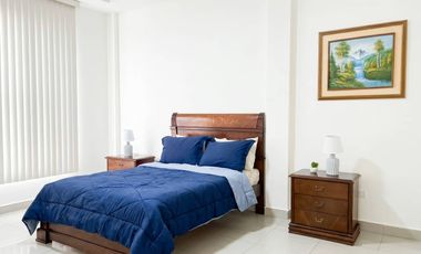 Departamento Amoblado Listo para Mudarse en Urdesa Central, Guayaquil