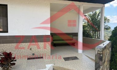 Casa campestre en Arriendo El Cabuyal Copacabana
