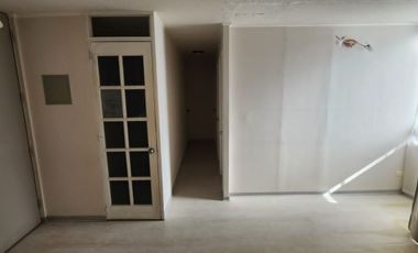 Arriendo excelente  departamento con estacionamiento y gasto común incorporado
