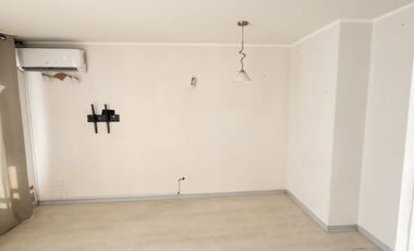 Arriendo excelente  departamento con estacionamiento y gasto común incorporado