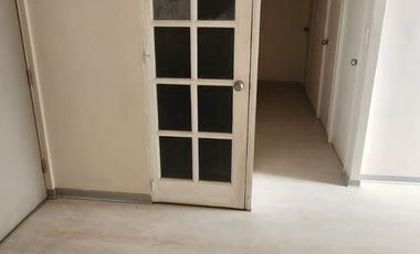 Arriendo excelente  departamento con estacionamiento y gasto común incorporado
