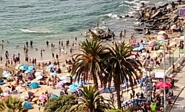 FyC vende departamento 2D, 2B, 1E, cerca playa Torpederas, Valparaíso